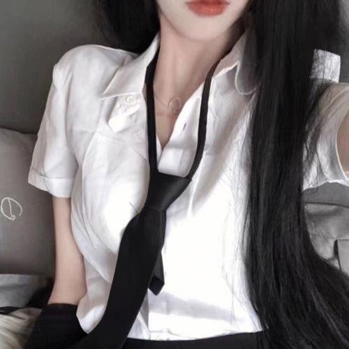 嘎喳嘎喳的鸟